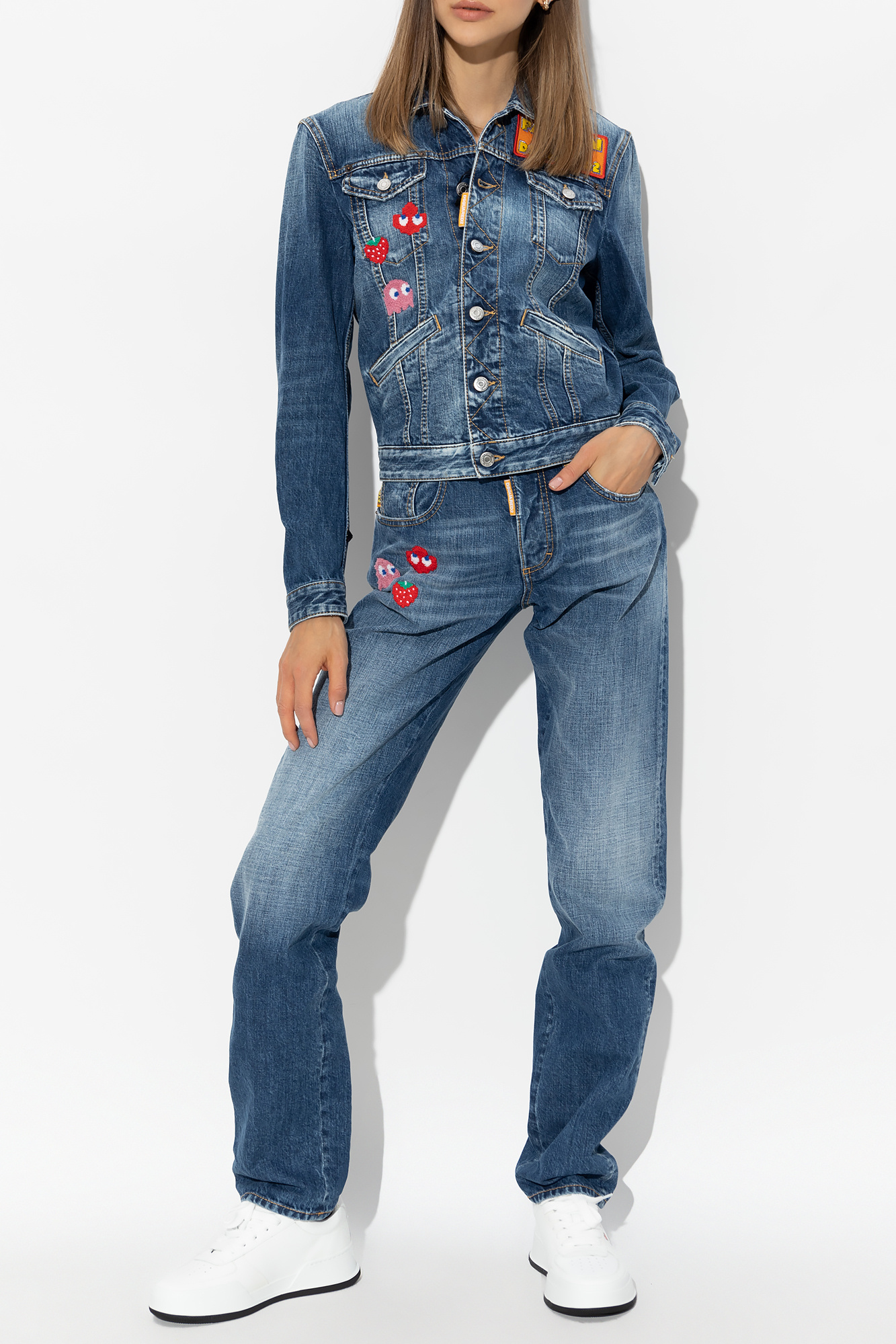 Gucci Shearling lined denim jacket style with sketch snake Gucci Shearling lined denim jacket style with sketch snake